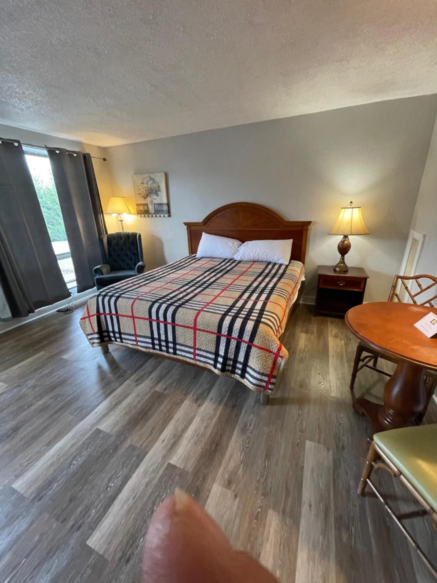 Ans Inn & Suites Winchester Exterior foto